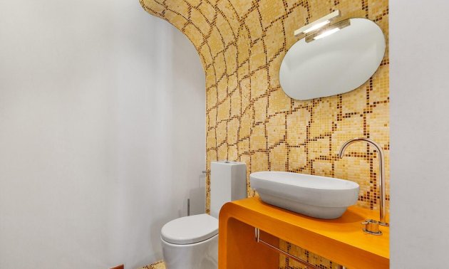 Resale - Apartment / flat -
Torrevieja - Paseo maritimo