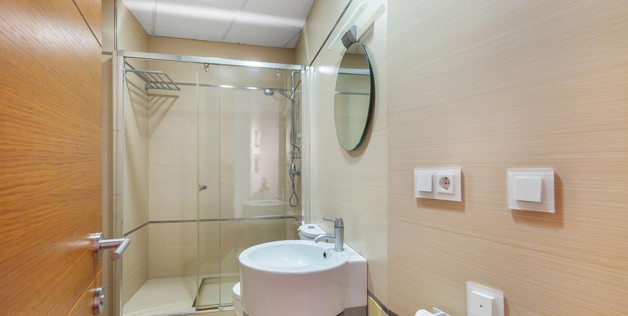 Resale - Apartment / flat -
Torrevieja - Paseo maritimo