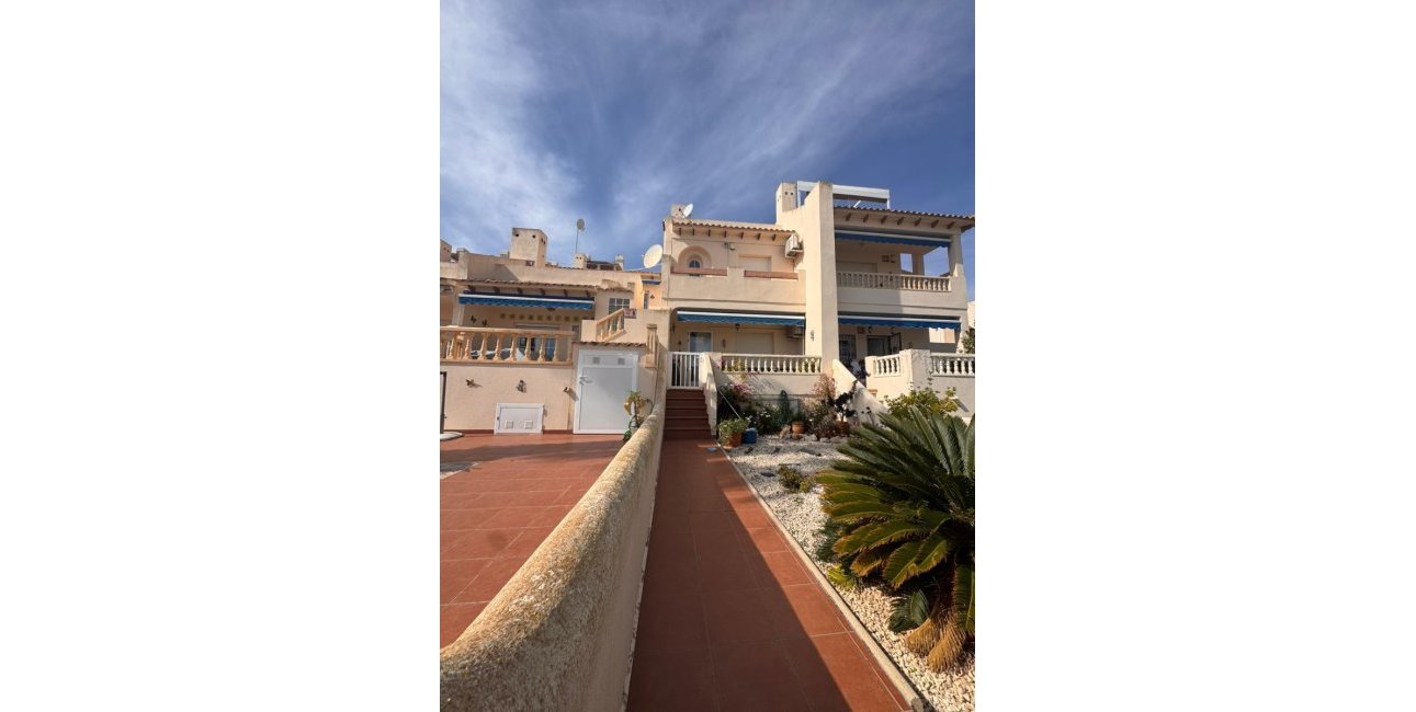 Rynek wtórny - Dom Szeregowy -
Orihuela Costa - Las Ramblas