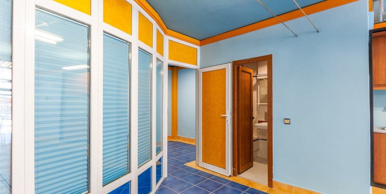 Resale - Commercial -
Orihuela Costa - La Regia