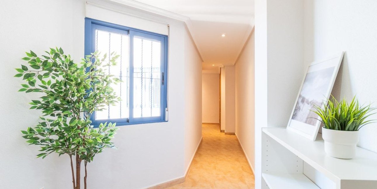 Resale - Penthouse -
Torrevieja - Centro