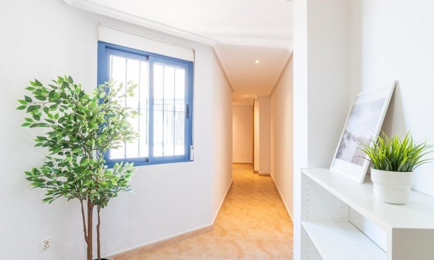 Resale - Penthouse -
Torrevieja - Centro