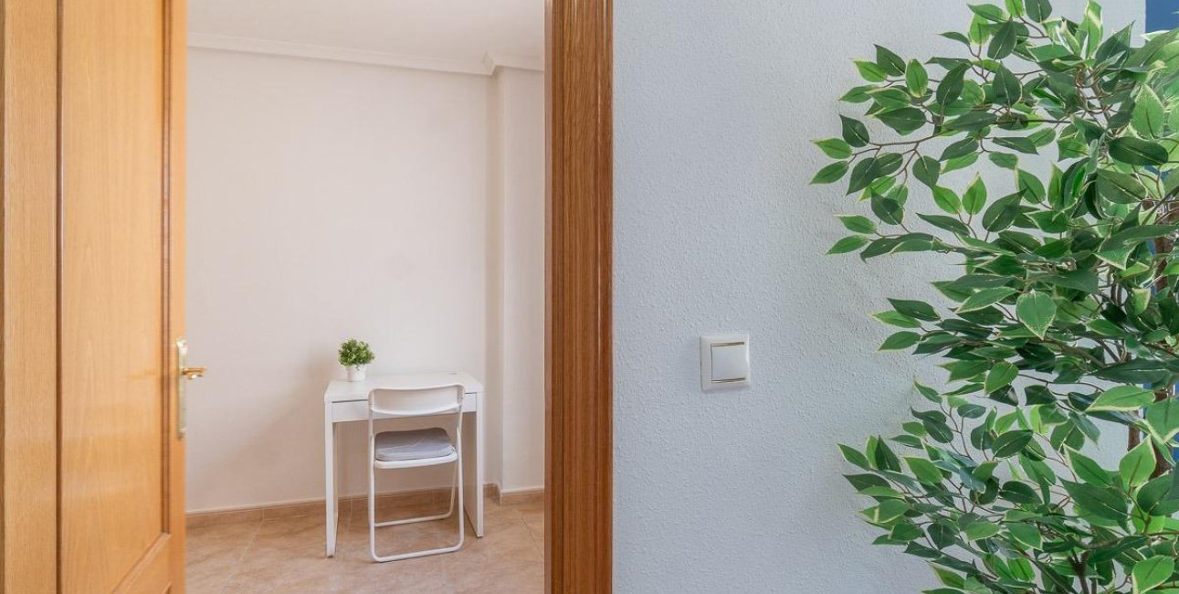 Resale - Penthouse -
Torrevieja - Centro