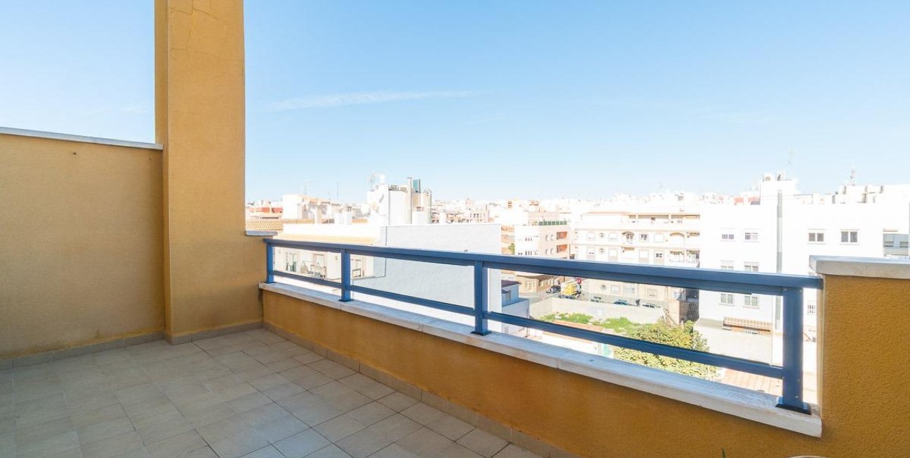 Resale - Penthouse -
Torrevieja - Centro