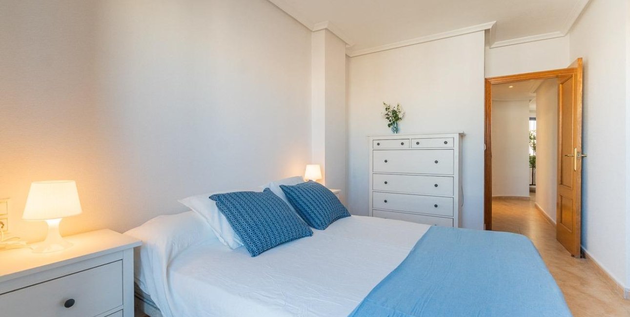 Resale - Penthouse -
Torrevieja - Centro