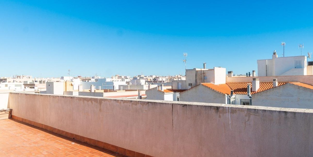 Resale - Penthouse -
Torrevieja - Centro