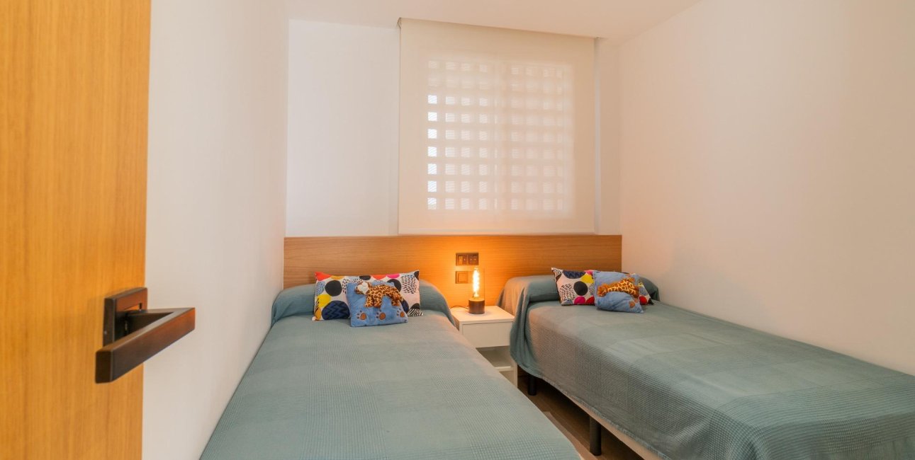 Resale - Apartment / flat -
Guardamar del Segura - Puerto Deportivo