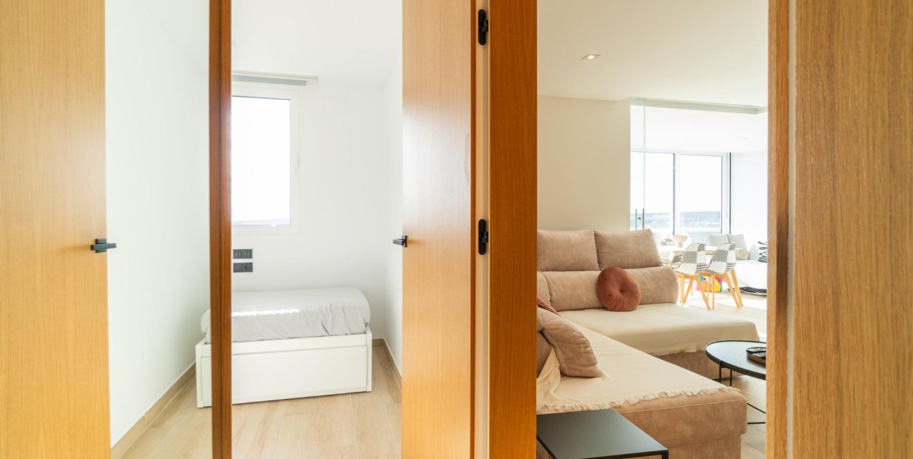 Resale - Apartment / flat -
Guardamar del Segura - Puerto Deportivo