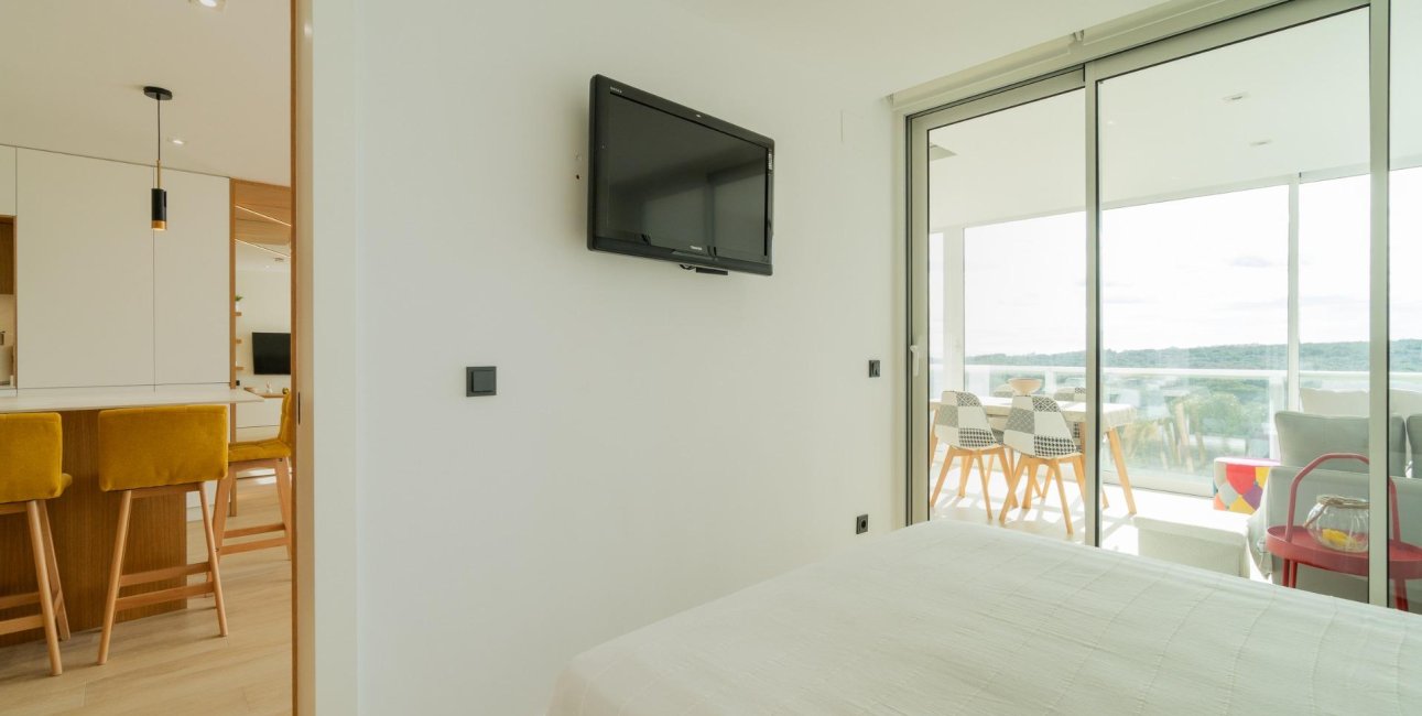 Resale - Apartment / flat -
Guardamar del Segura - Puerto Deportivo