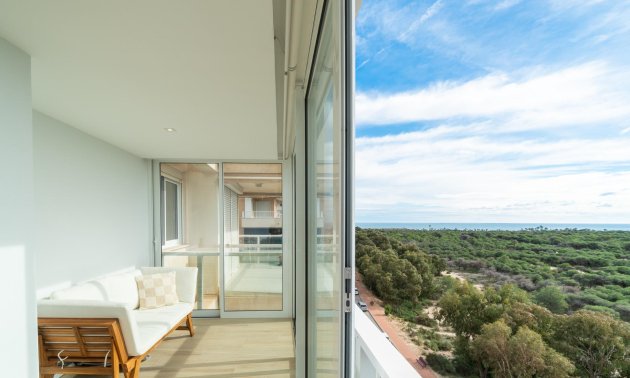 Resale - Apartment / flat -
Guardamar del Segura - Puerto Deportivo