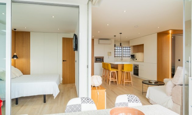 Resale - Apartment / flat -
Guardamar del Segura - Puerto Deportivo