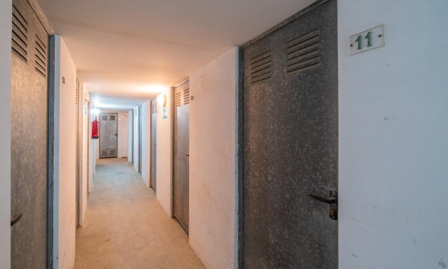 Resale - Apartment / flat -
Guardamar del Segura - Puerto Deportivo