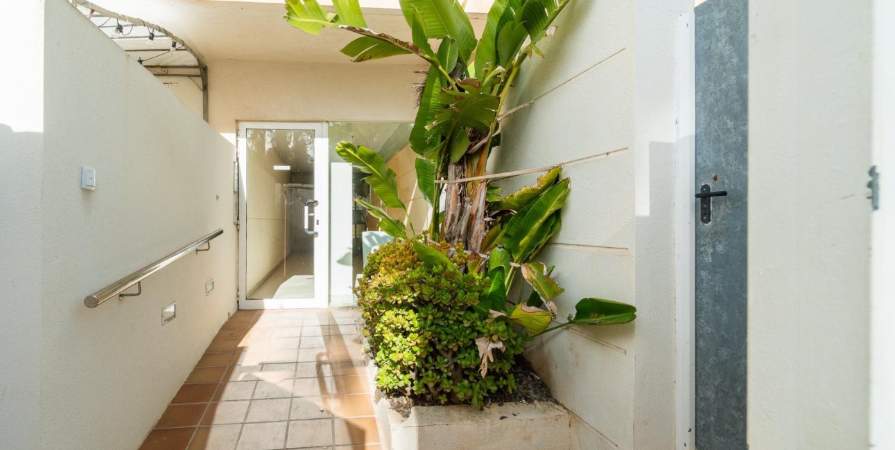 Resale - Apartment / flat -
Guardamar del Segura - Puerto Deportivo