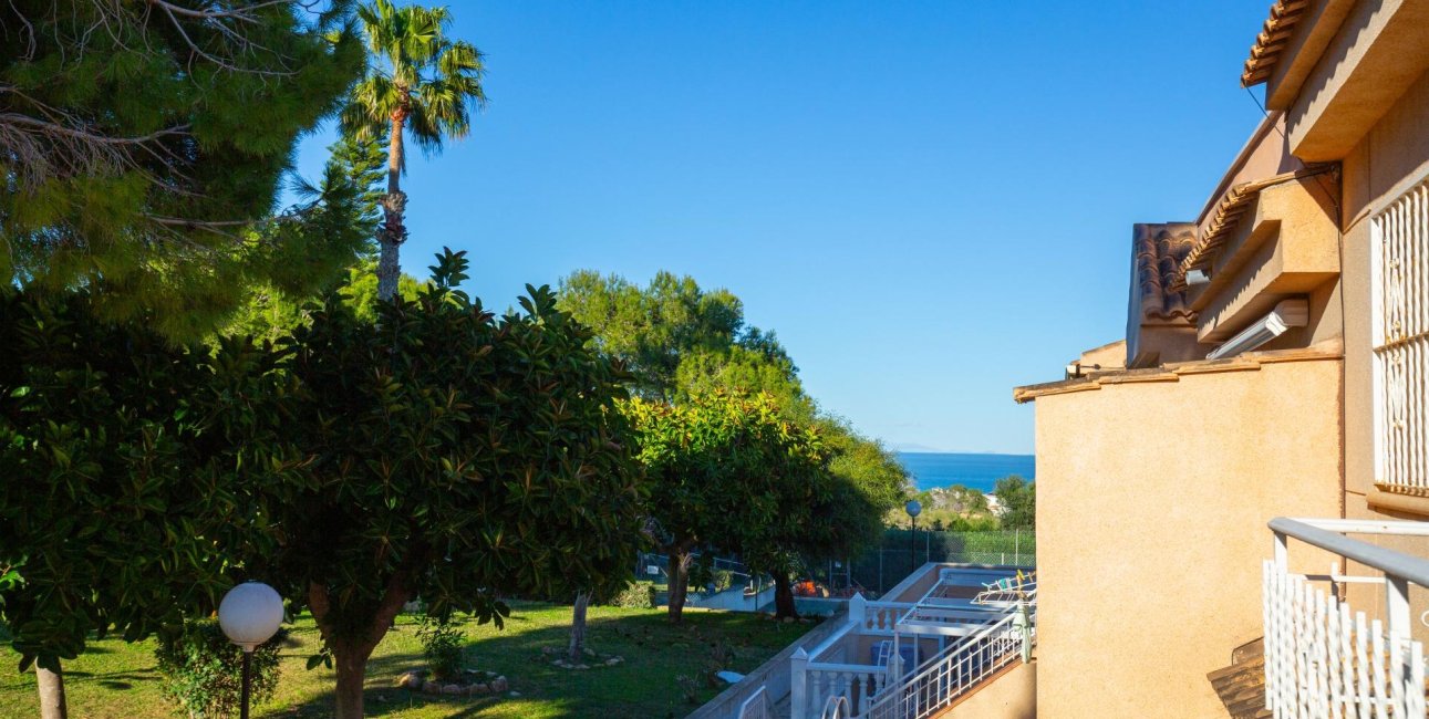 Resale - Apartment / flat -
Torrevieja - Torreblanca