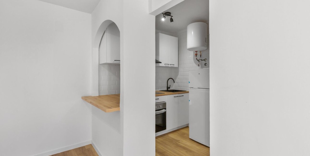 Resale - Apartment / flat -
Torrevieja - Torreblanca