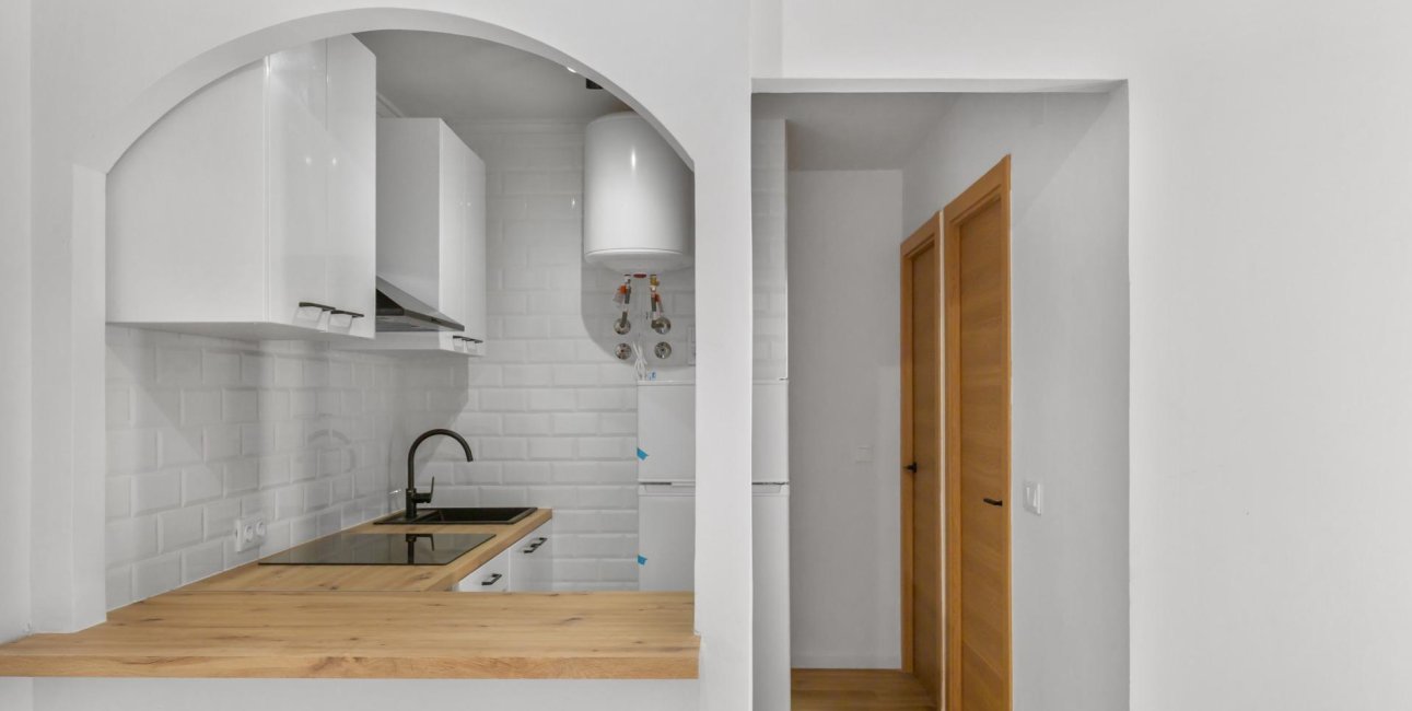 Resale - Apartment / flat -
Torrevieja - Torreblanca