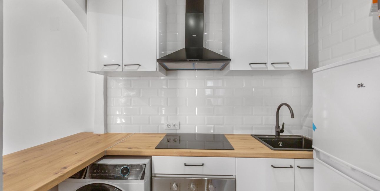 Resale - Apartment / flat -
Torrevieja - Torreblanca