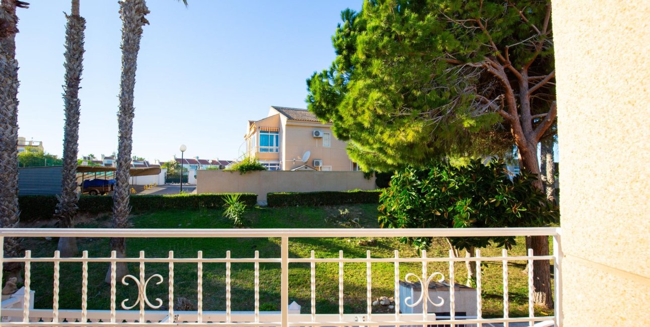 Resale - Apartment / flat -
Torrevieja - Torreblanca