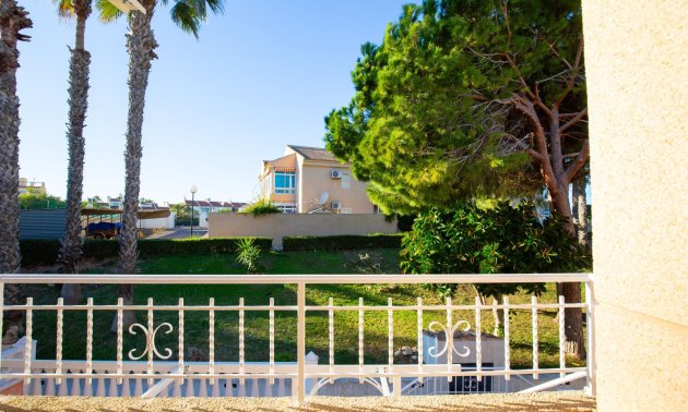 Resale - Apartment / flat -
Torrevieja - Torreblanca
