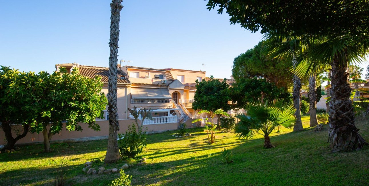 Resale - Apartment / flat -
Torrevieja - Torreblanca