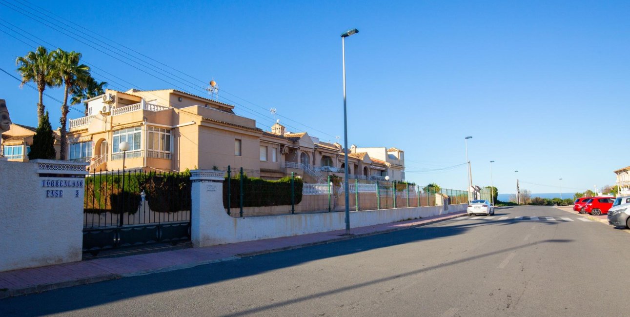 Resale - Apartment / flat -
Torrevieja - Torreblanca