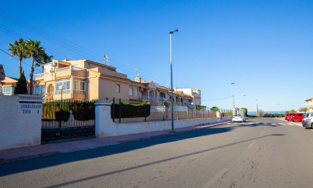 Resale - Apartment / flat -
Torrevieja - Torreblanca