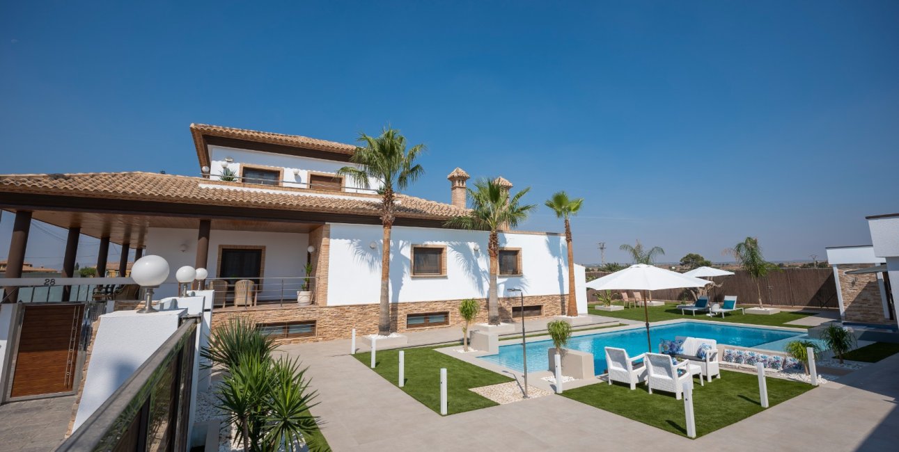 Resale - Villa -
Jerónimo y Avileses - Jerónimo y Avileses - Town