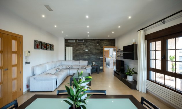 Resale - Villa -
Jerónimo y Avileses - Jerónimo y Avileses - Town