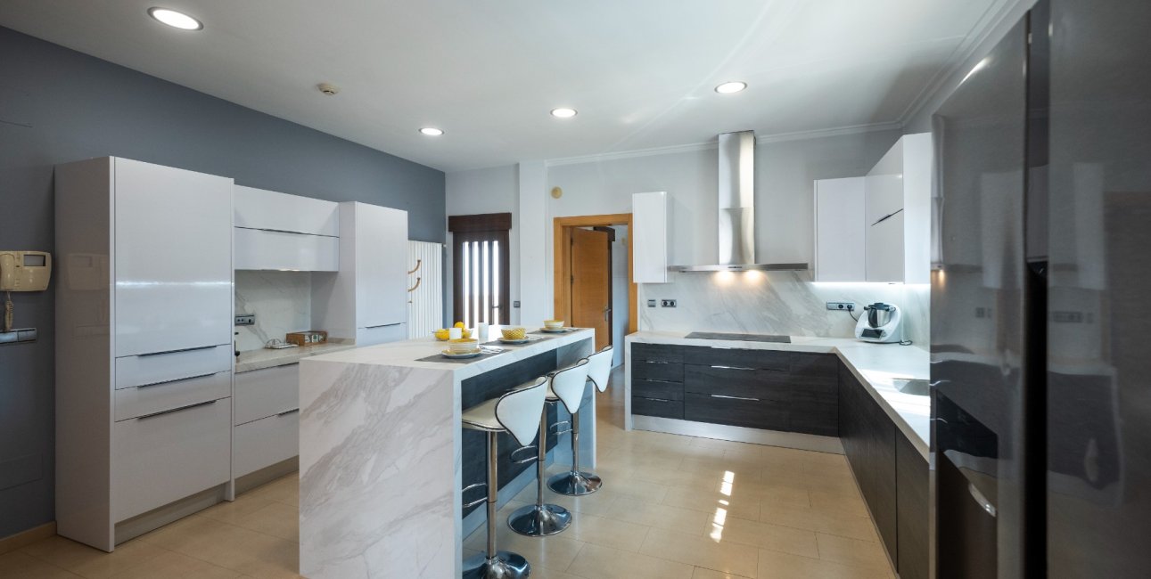 Resale - Villa -
Jerónimo y Avileses - Jerónimo y Avileses - Town