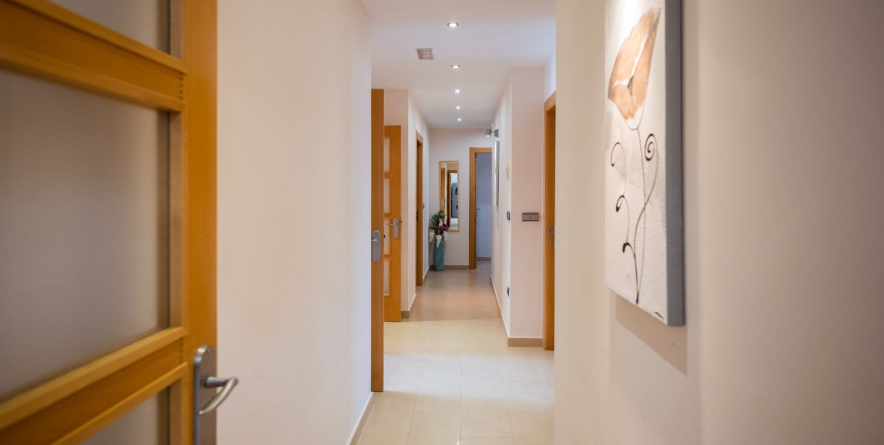 Resale - Villa -
Jerónimo y Avileses - Jerónimo y Avileses - Town