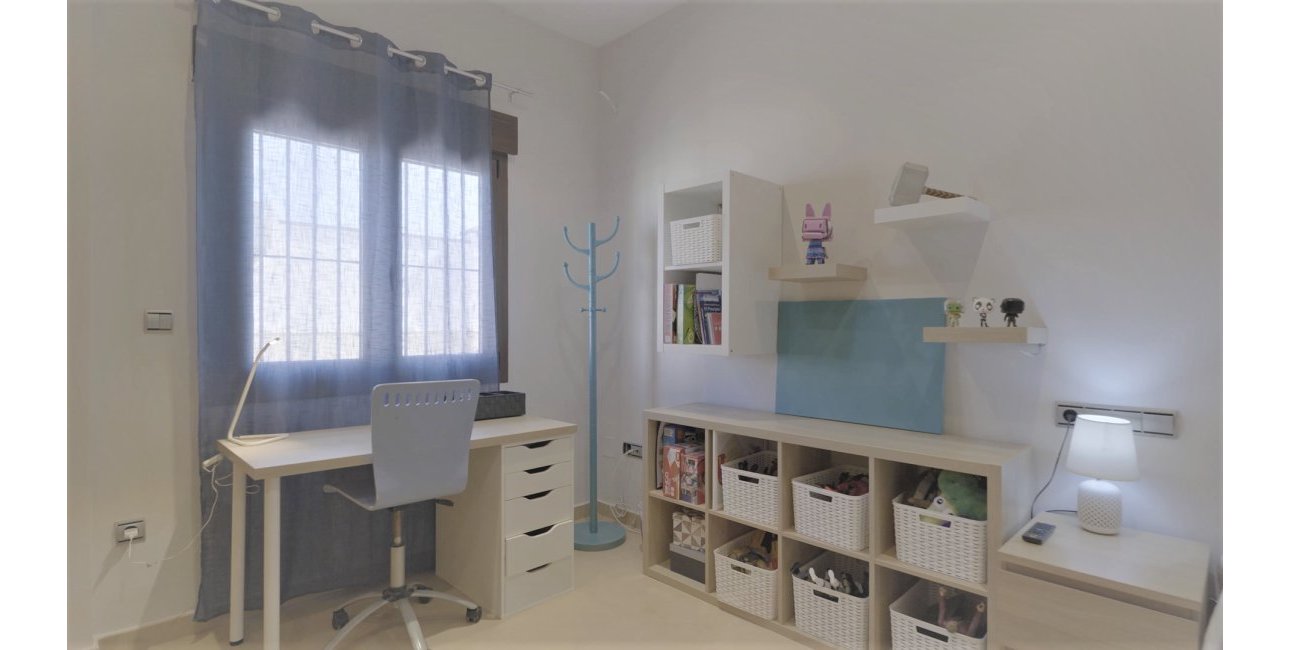 Resale - Villa -
Jerónimo y Avileses - Jerónimo y Avileses - Town