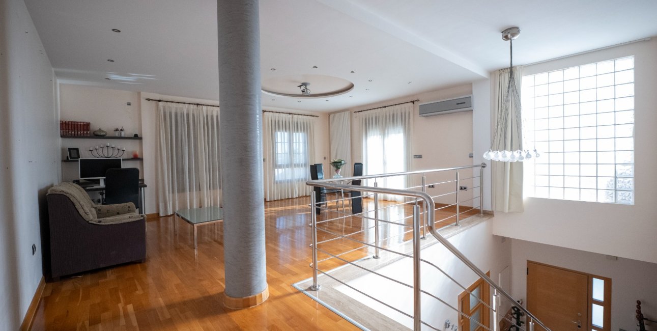 Resale - Villa -
Jerónimo y Avileses - Jerónimo y Avileses - Town