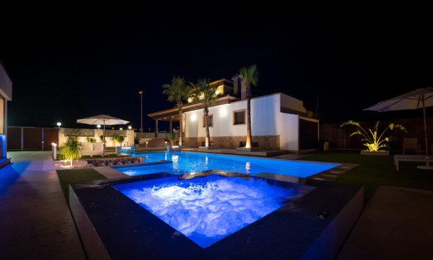 Resale - Villa -
Jerónimo y Avileses - Jerónimo y Avileses - Town