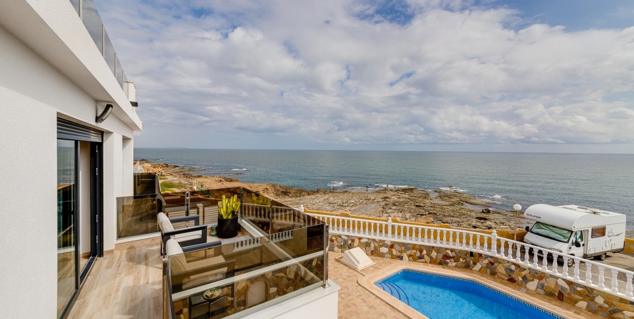 Rynek wtórny - Willa -
La Mata - La Mata - Town