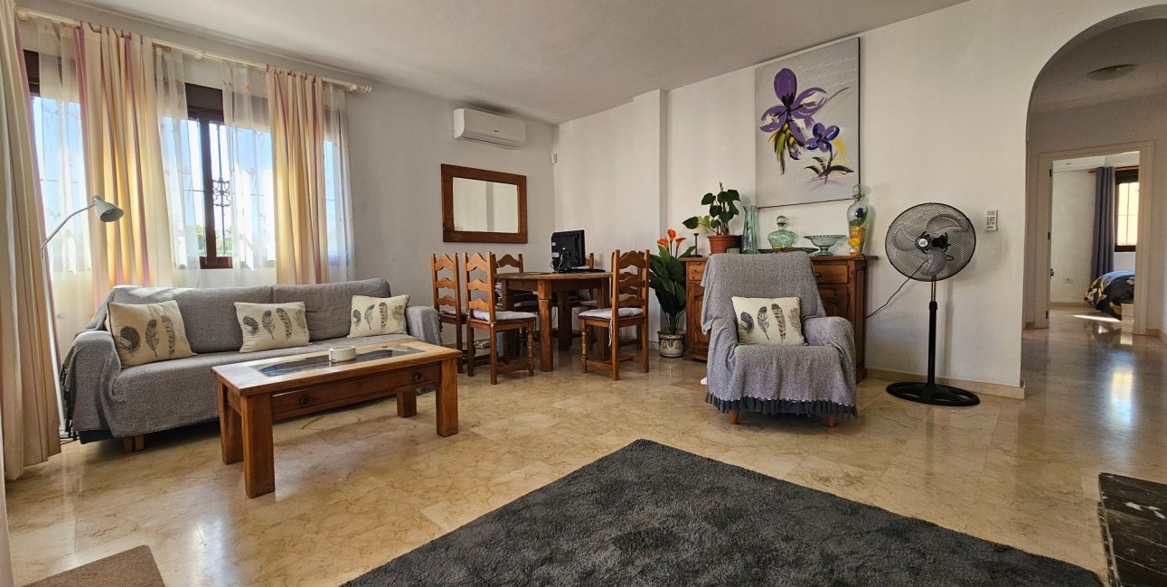 Resale - Apartment / flat -
Orihuela Costa - Las Ramblas