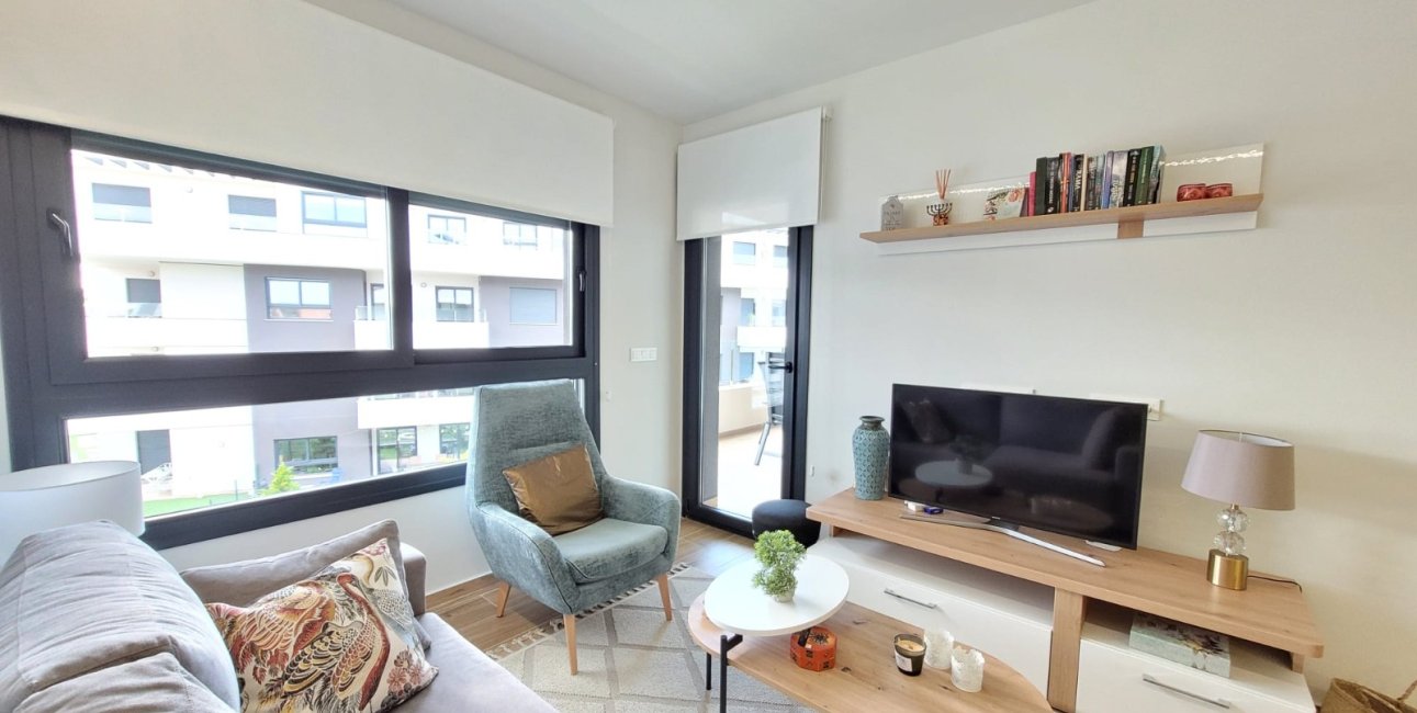 Resale - Apartment / flat -
Orihuela Costa - Villamartin