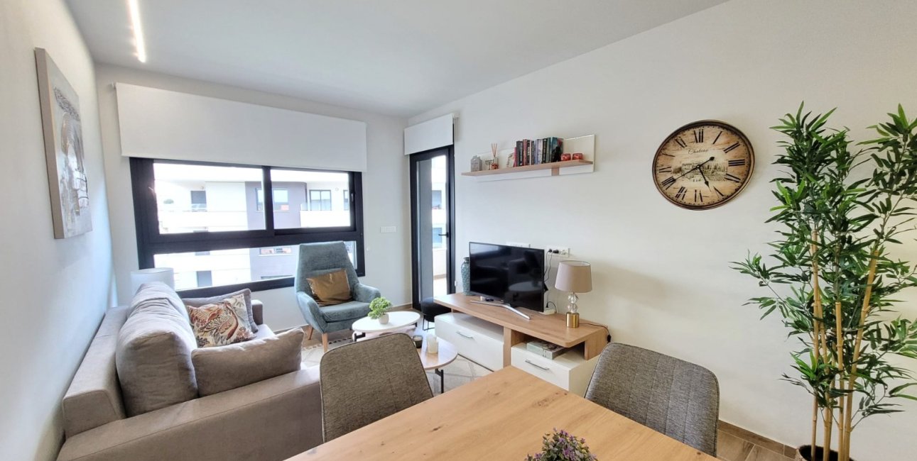 Resale - Apartment / flat -
Orihuela Costa - Villamartin