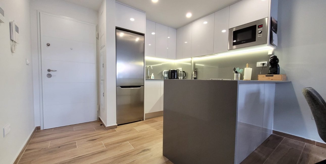 Resale - Apartment / flat -
Orihuela Costa - Villamartin