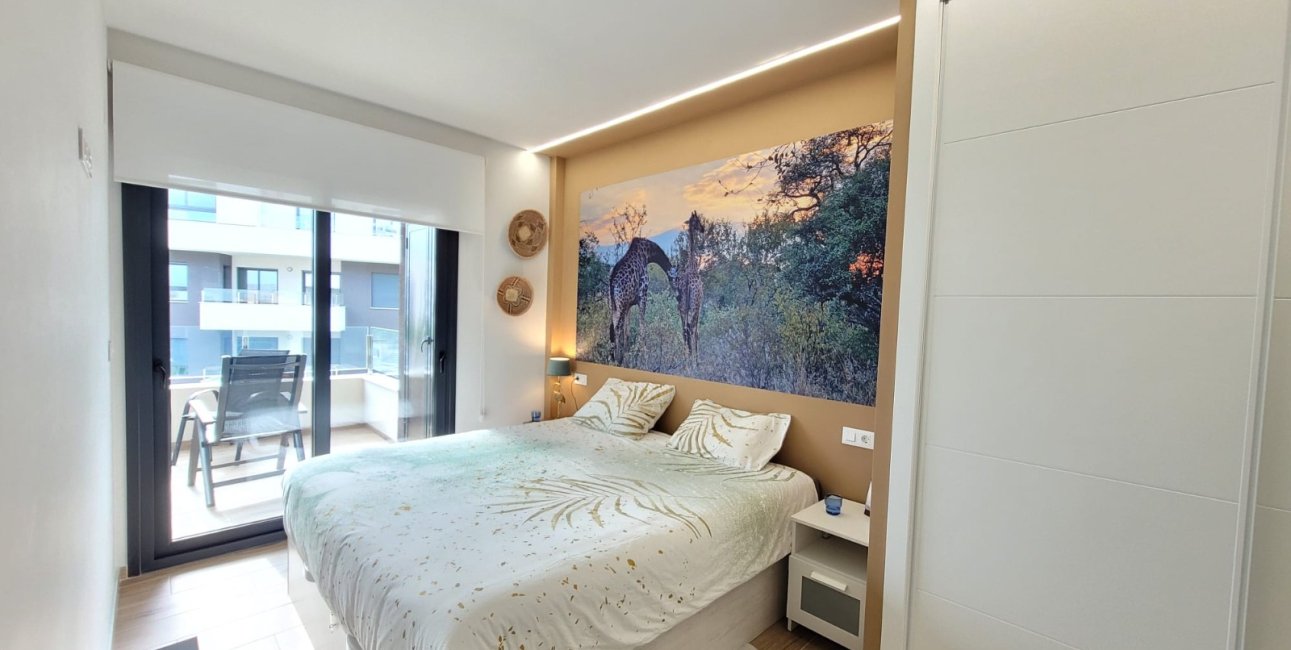 Resale - Apartment / flat -
Orihuela Costa - Villamartin