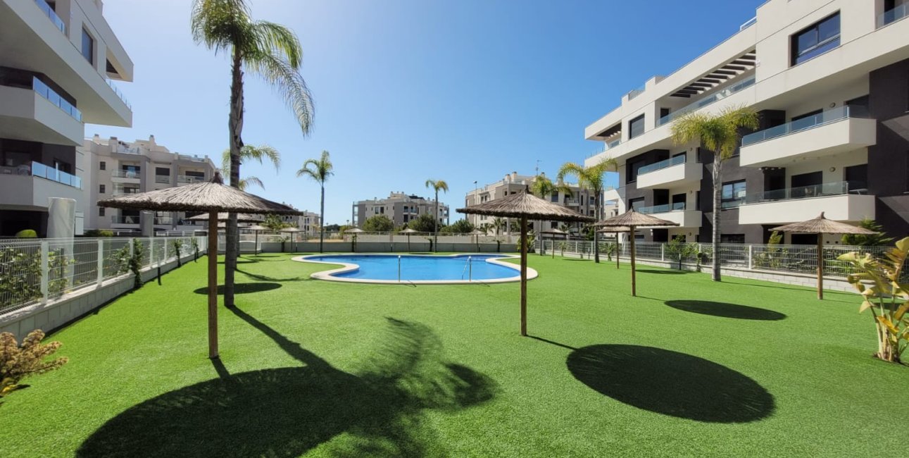 Resale - Apartment / flat -
Orihuela Costa - Villamartin