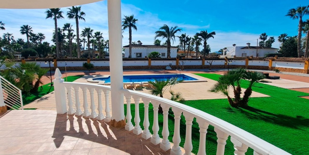 Resale - Country House -
Catral - Catral - Country