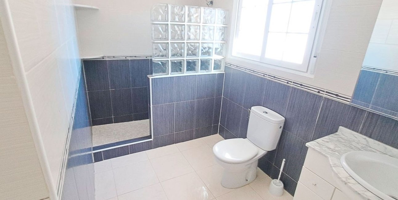 Resale - Country House -
Catral - Catral - Country