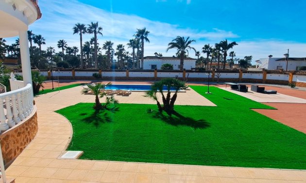 Resale - Country House -
Catral - Catral - Country