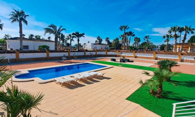 Resale - Country House -
Catral - Catral - Country