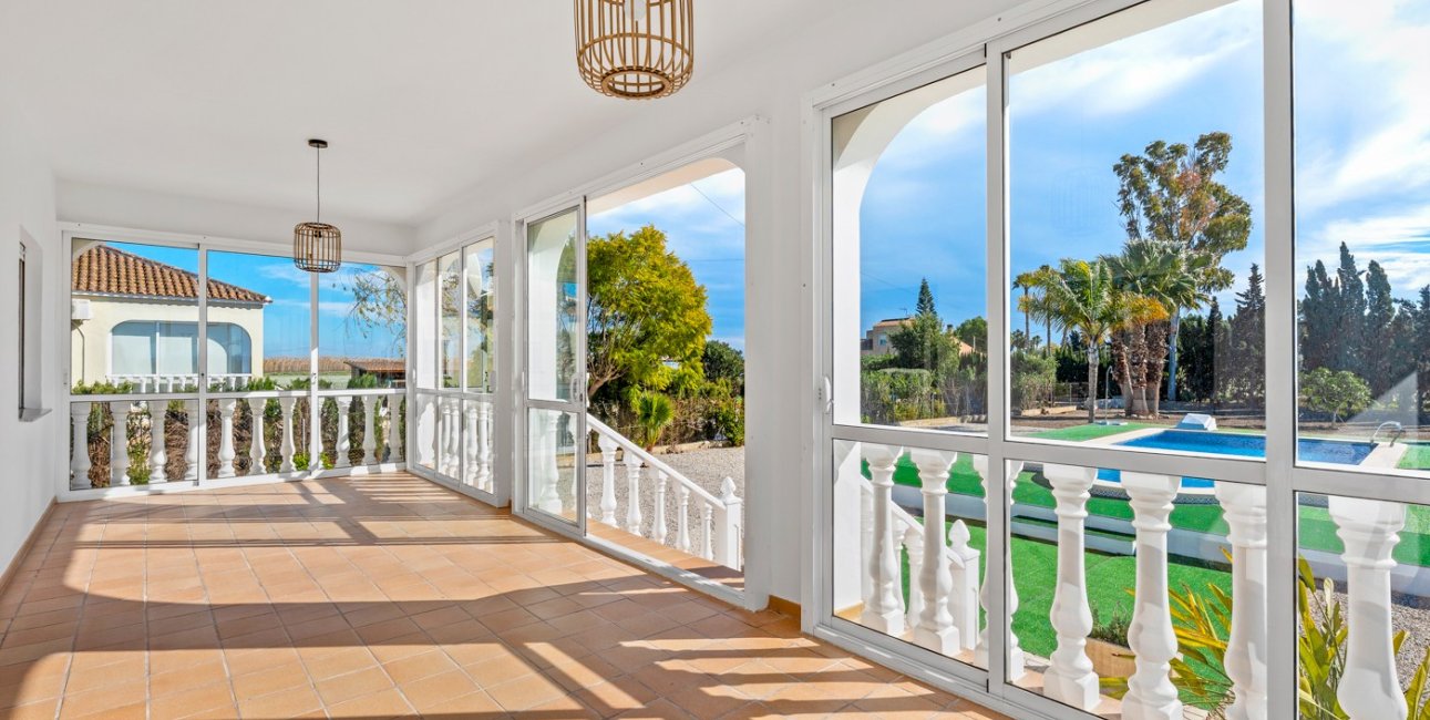 Resale - Country House -
Dolores - Dolores - Country