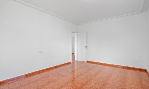 Resale - Country House -
Dolores - Dolores - Country