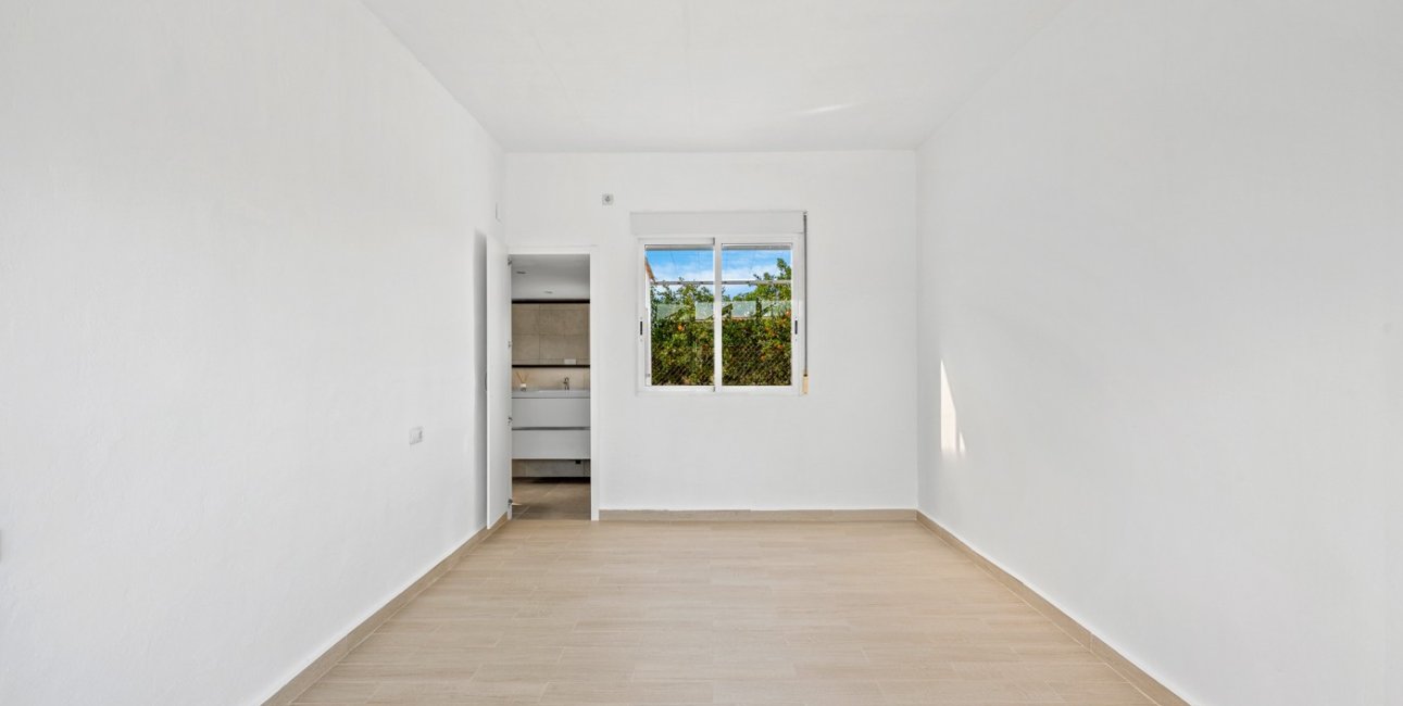 Resale - Country House -
Dolores - Dolores - Country