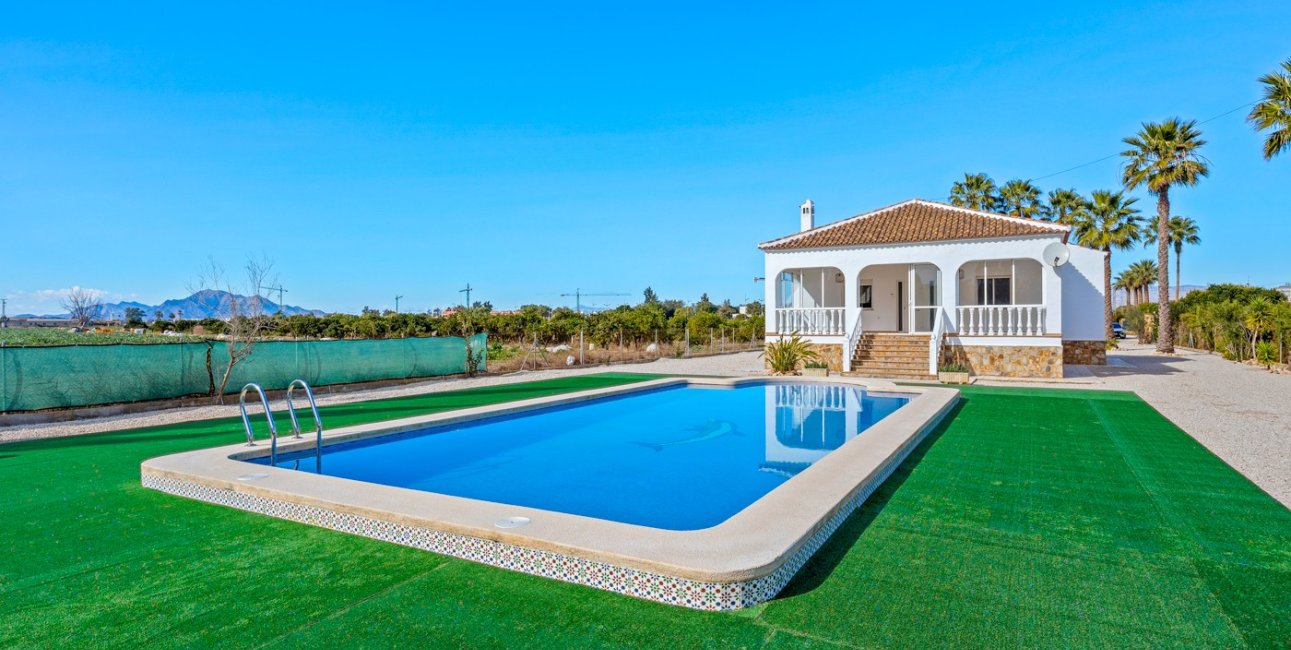 Resale - Country House -
Dolores - Dolores - Country