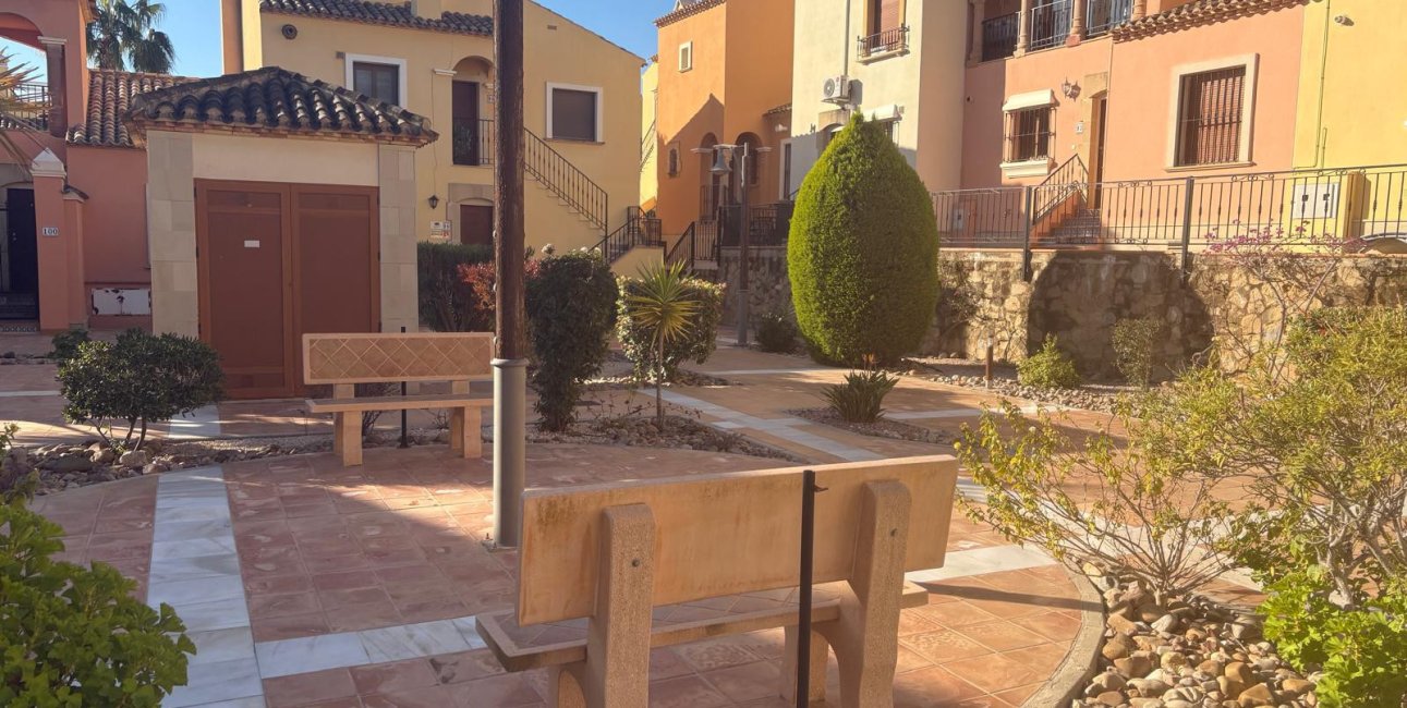 Resale - Townhouse -
Algorfa - La Finca Golf Resort