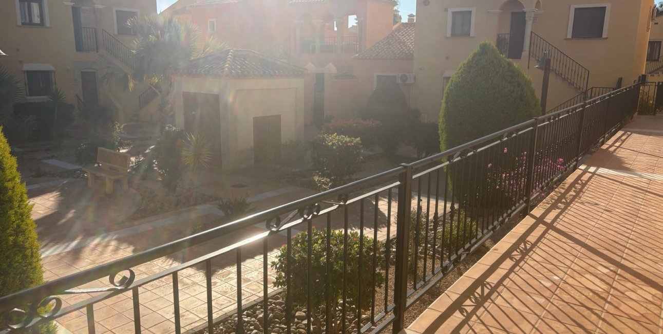 Resale - Townhouse -
Algorfa - La Finca Golf Resort
